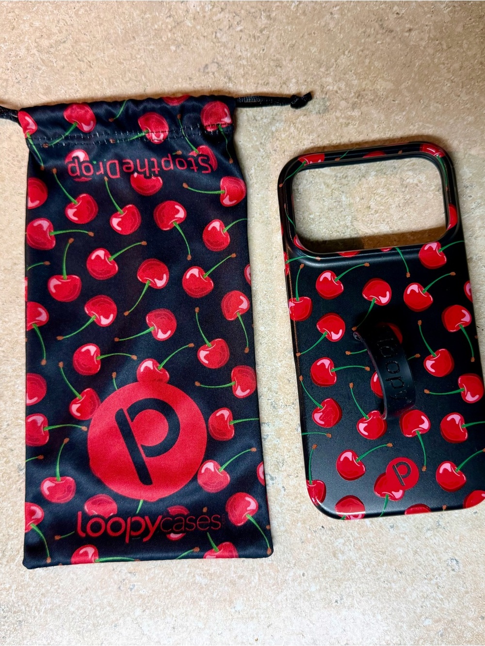 Black Cherry iPhone 17 Pro Loopy Case